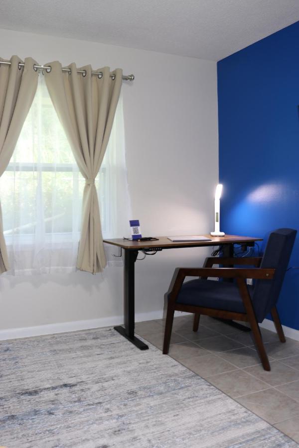 Hidden Sapphire-Apartment With Kitchen And Laundry Lakeland Eksteriør bilde